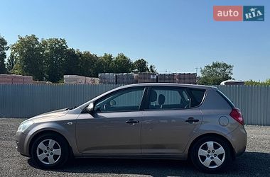 Хэтчбек Kia Ceed 2008 в Виннице