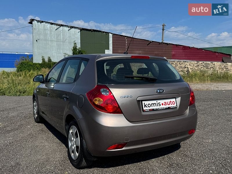 Хетчбек Kia Ceed 2008 в Вінниці