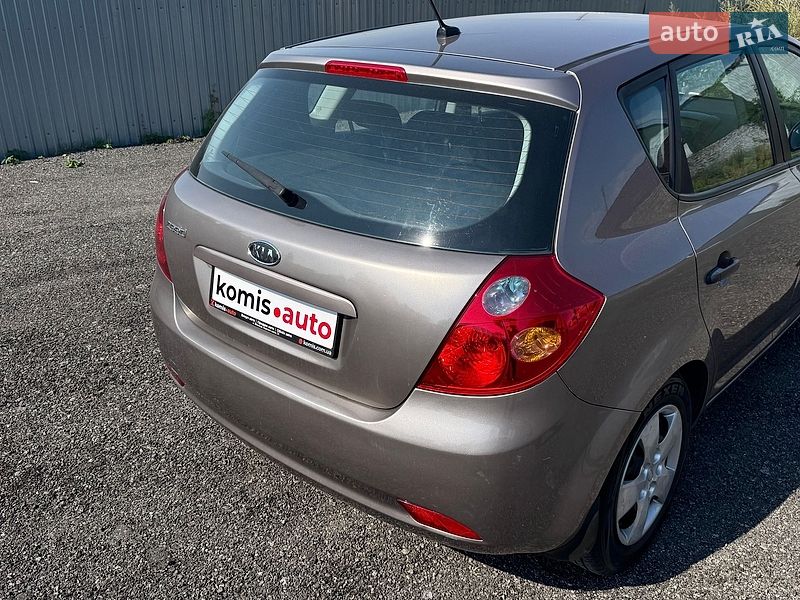 Хетчбек Kia Ceed 2008 в Вінниці