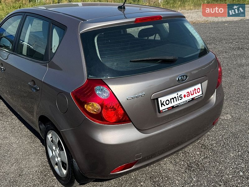 Хетчбек Kia Ceed 2008 в Вінниці