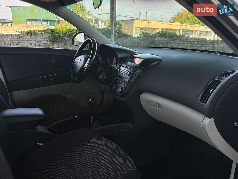 Хетчбек Kia Ceed 2008 в Вінниці