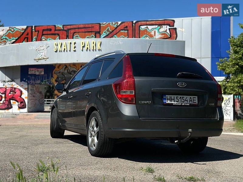 Универсал Kia Ceed 2010 в Николаеве