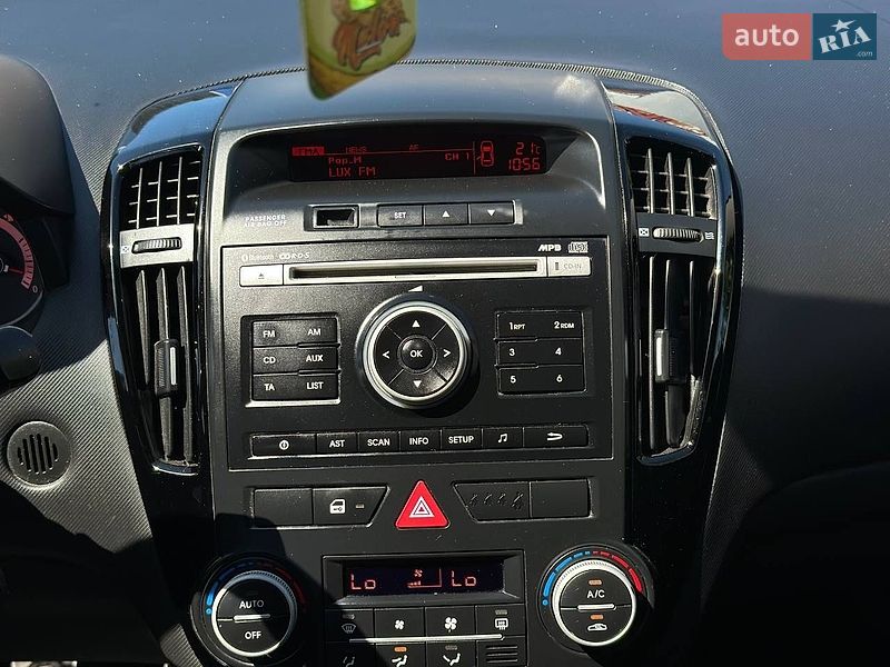 Универсал Kia Ceed 2010 в Николаеве