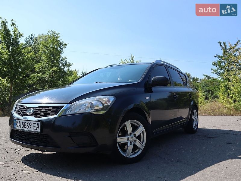 Універсал Kia Ceed 2010 в Богуславі