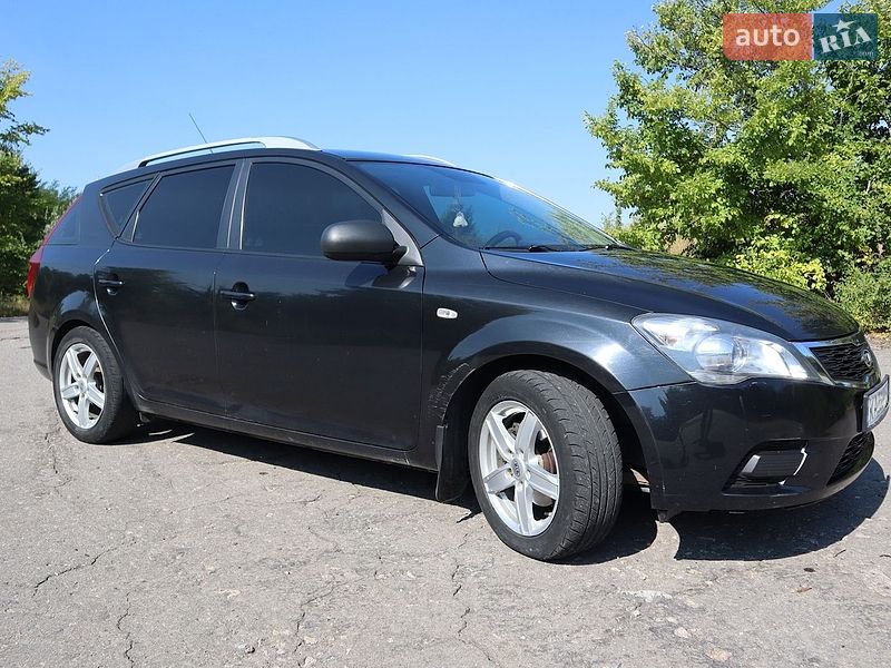 Універсал Kia Ceed 2010 в Богуславі