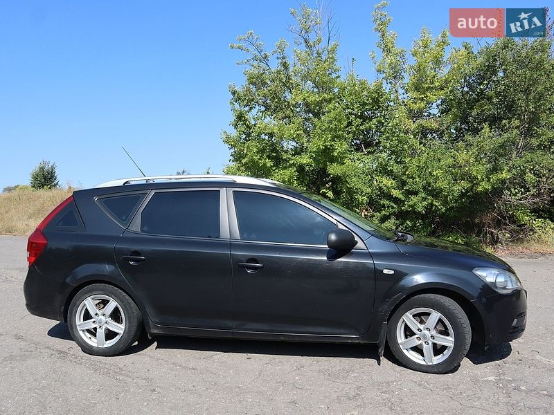 Універсал Kia Ceed 2010 в Богуславі