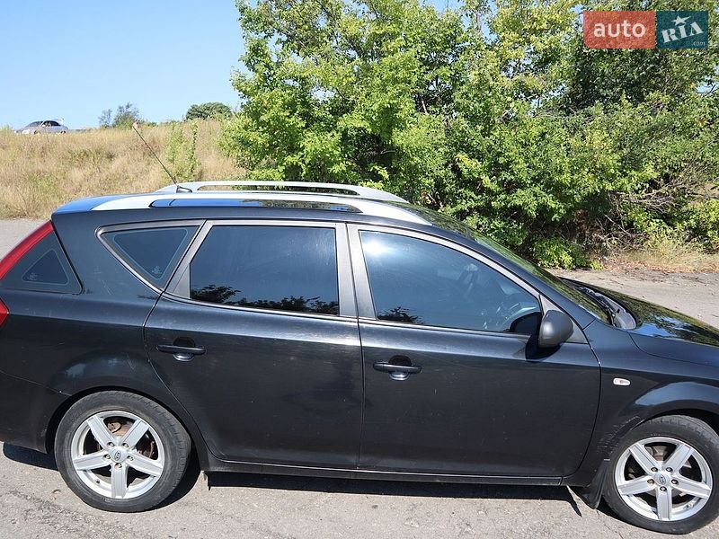 Універсал Kia Ceed 2010 в Богуславі