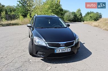 Універсал Kia Ceed 2010 в Богуславі