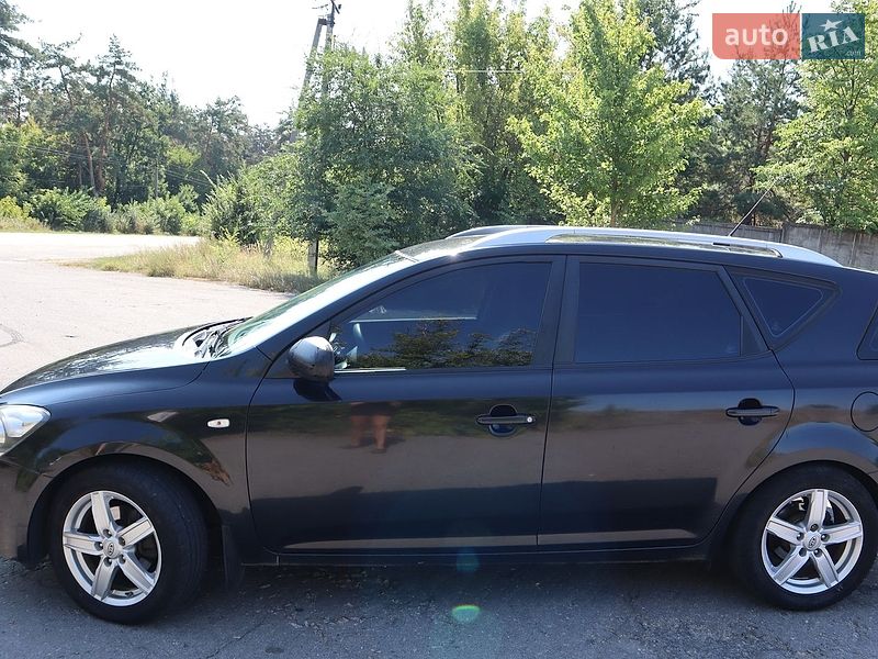 Універсал Kia Ceed 2010 в Богуславі