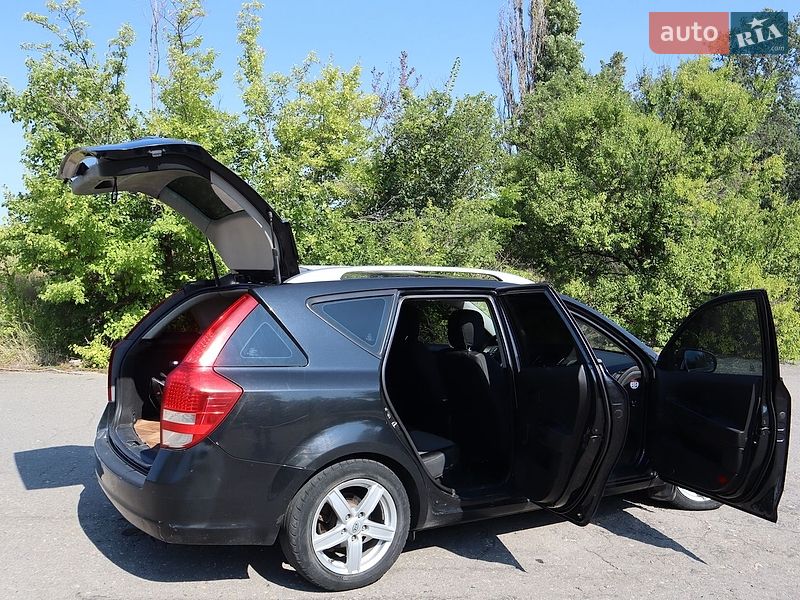 Універсал Kia Ceed 2010 в Богуславі