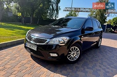 Универсал Kia Ceed 2011 в Киеве
