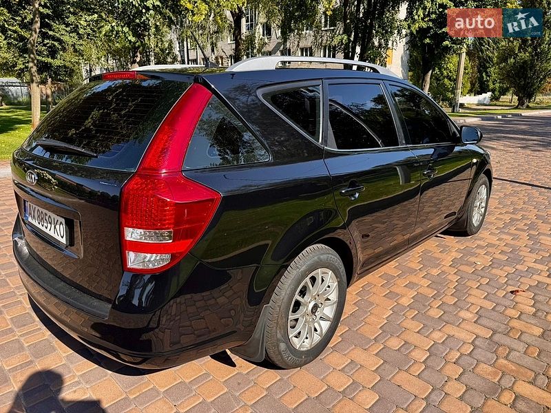 Універсал Kia Ceed 2011 в Києві