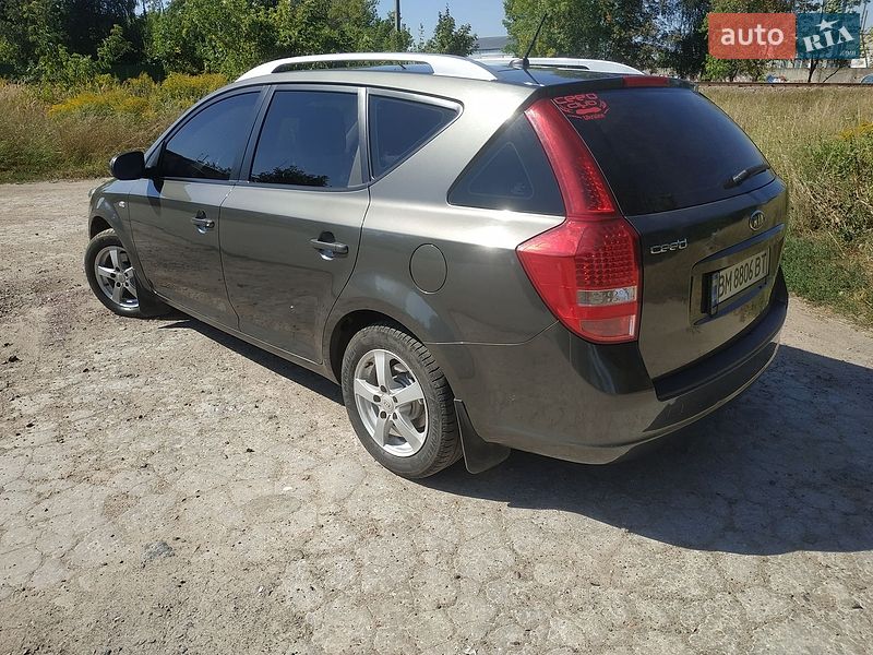 Универсал Kia Ceed 2011 в Шостке