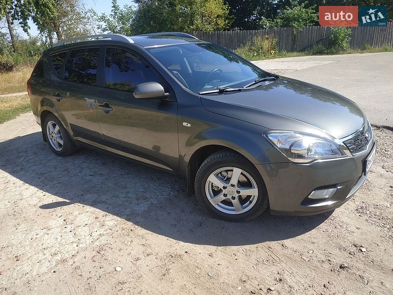 Универсал Kia Ceed 2011 в Шостке