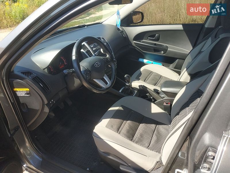 Универсал Kia Ceed 2011 в Шостке