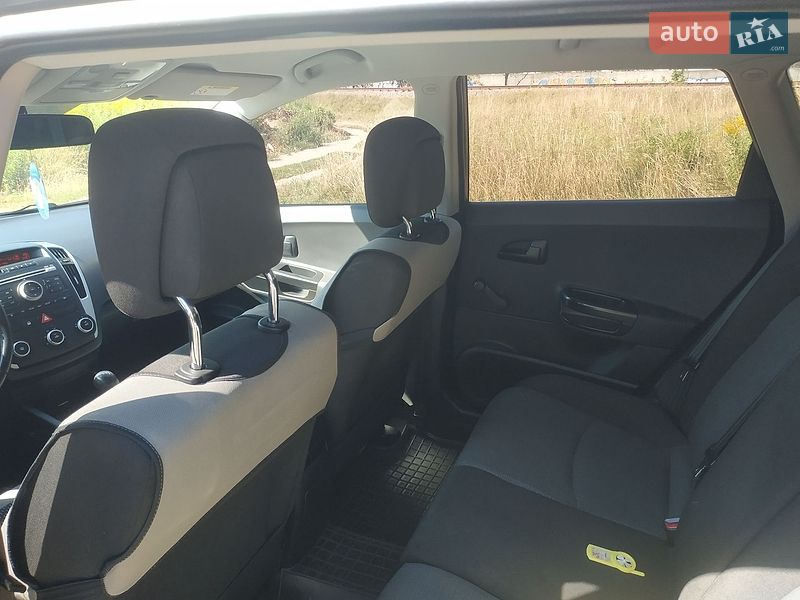 Универсал Kia Ceed 2011 в Шостке