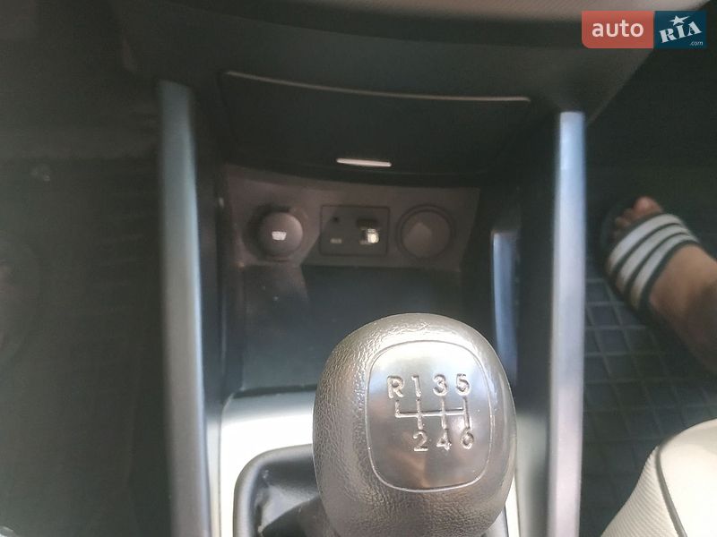 Универсал Kia Ceed 2011 в Шостке