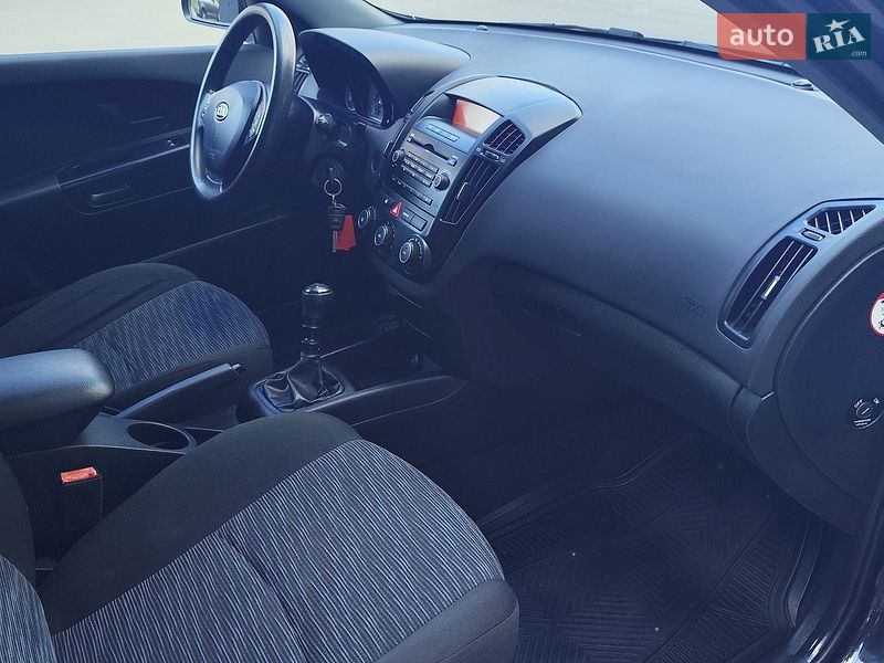 Универсал Kia Ceed 2008 в Белой Церкви