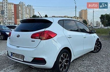 Хетчбек Kia Ceed 2015 в Києві фото 10 Хетчбек Kia Ceed 2015 в Києві