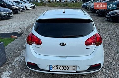 Хетчбек Kia Ceed 2015 в Києві фото 12 Хетчбек Kia Ceed 2015 в Києві