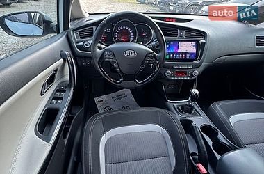 Хетчбек Kia Ceed 2015 в Києві фото 18 Хетчбек Kia Ceed 2015 в Києві