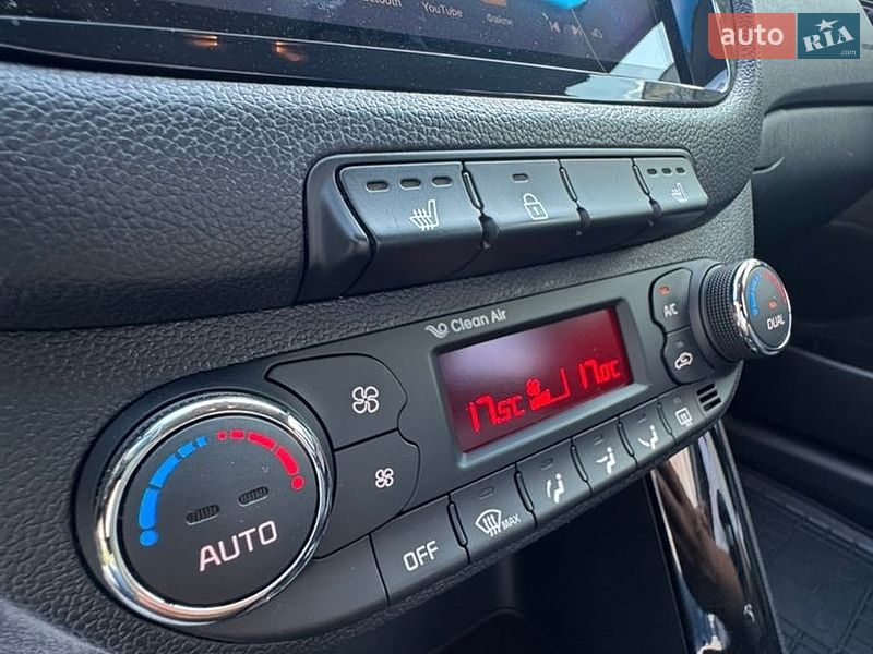 Хетчбек Kia Ceed 2015 в Києві фото 25 Хетчбек Kia Ceed 2015 в Києві