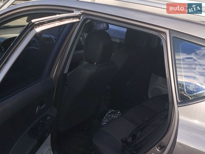 Універсал Kia Ceed 2009 в Києві фото 7 Універсал Kia Ceed 2009 в Києві