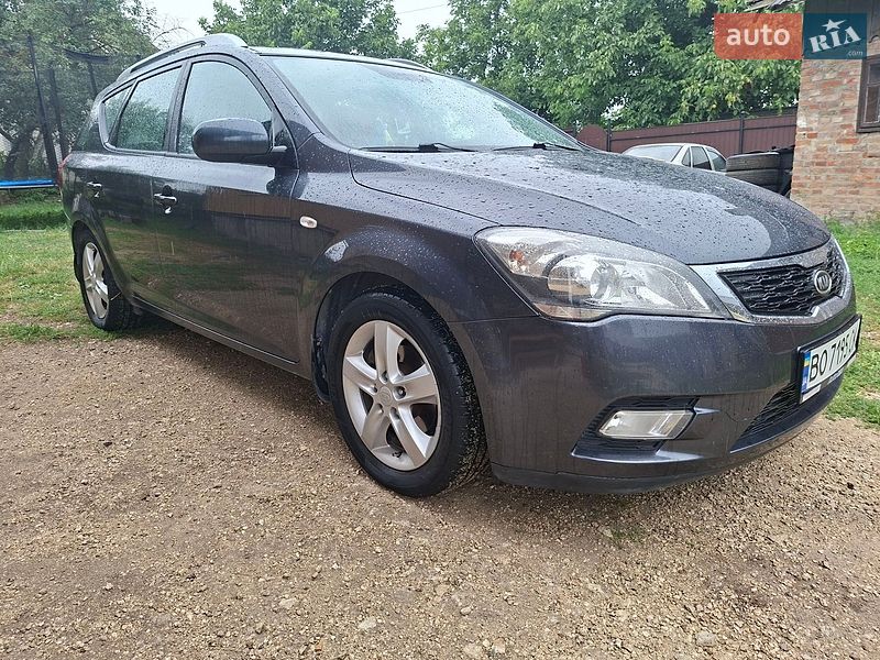 Універсал Kia Ceed 2012 в Тернополі