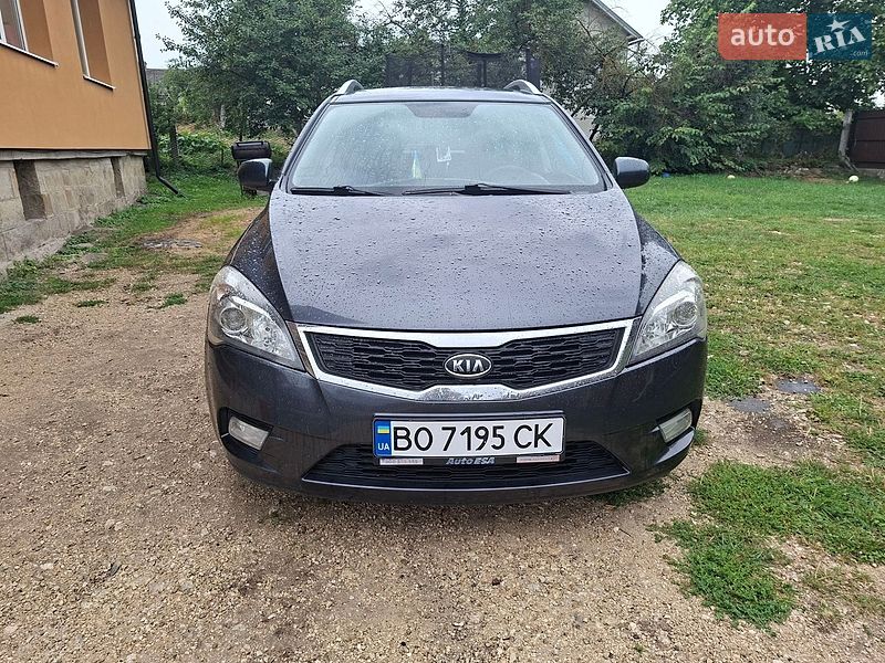 Універсал Kia Ceed 2012 в Тернополі