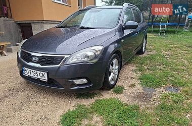 Універсал Kia Ceed 2012 в Тернополі