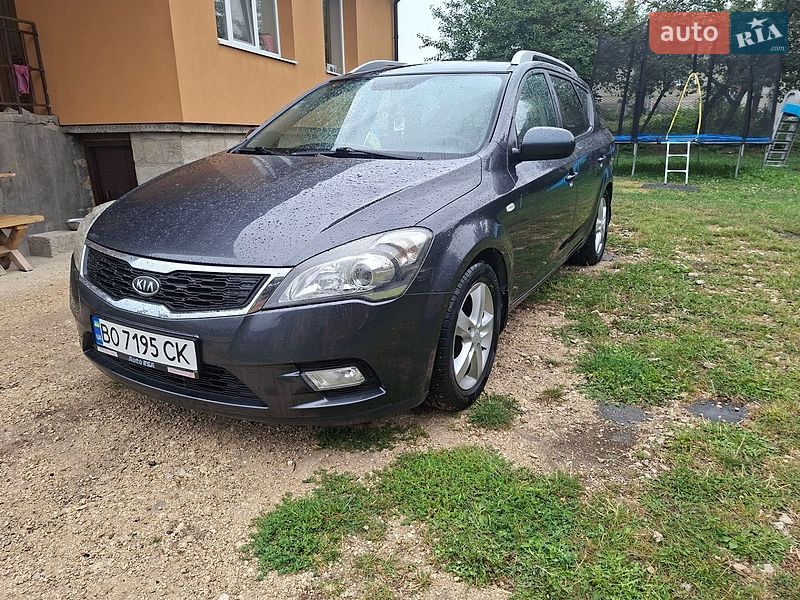 Універсал Kia Ceed 2012 в Тернополі