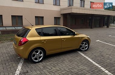 Хэтчбек Kia Ceed 2007 в Харькове