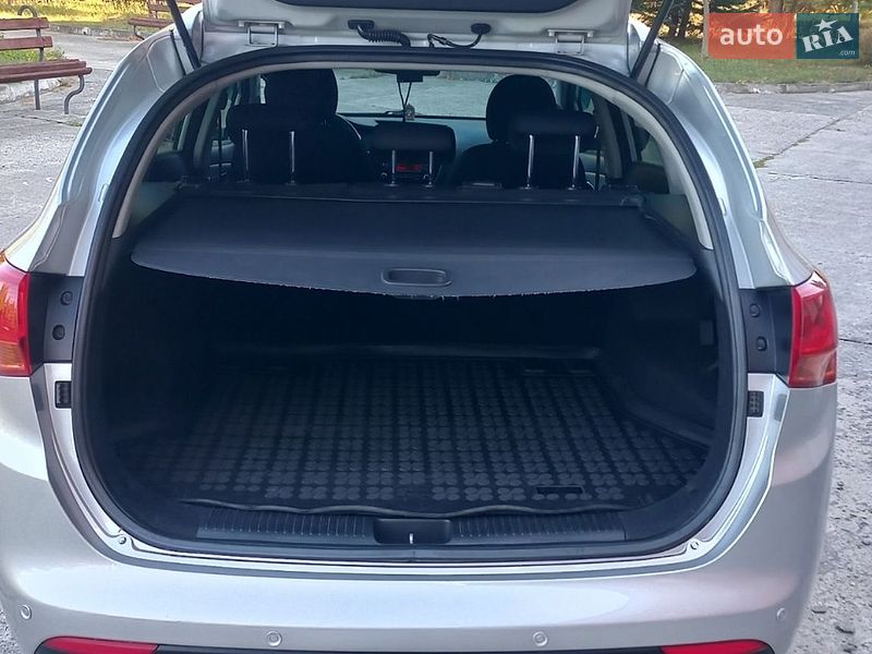Универсал Kia Ceed 2013 в Нетешине