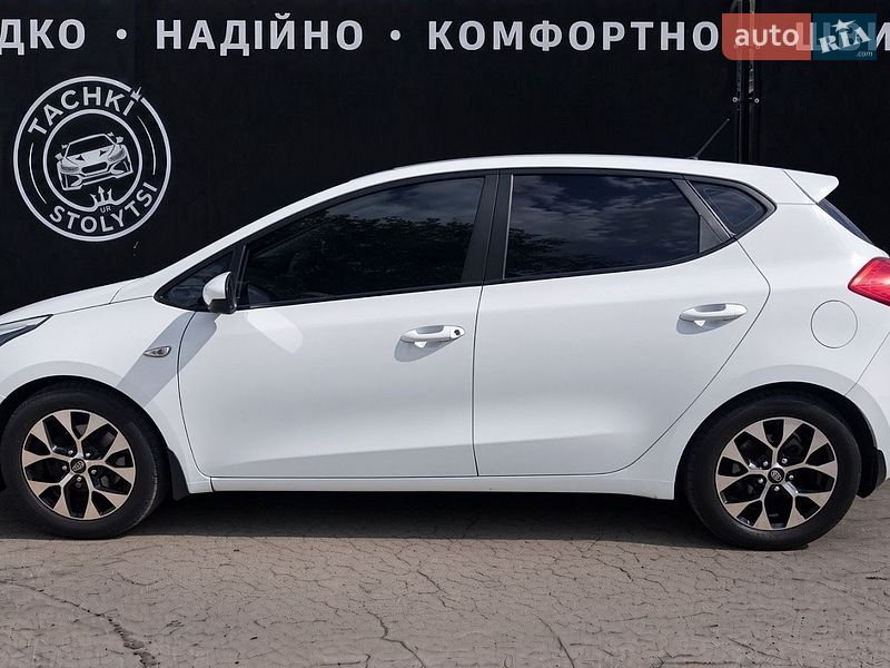 Хэтчбек Kia Ceed 2015 в Киеве