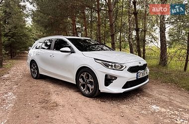 Универсал Kia Ceed 2019 в Львове