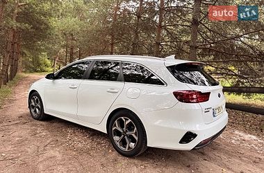 Универсал Kia Ceed 2019 в Львове