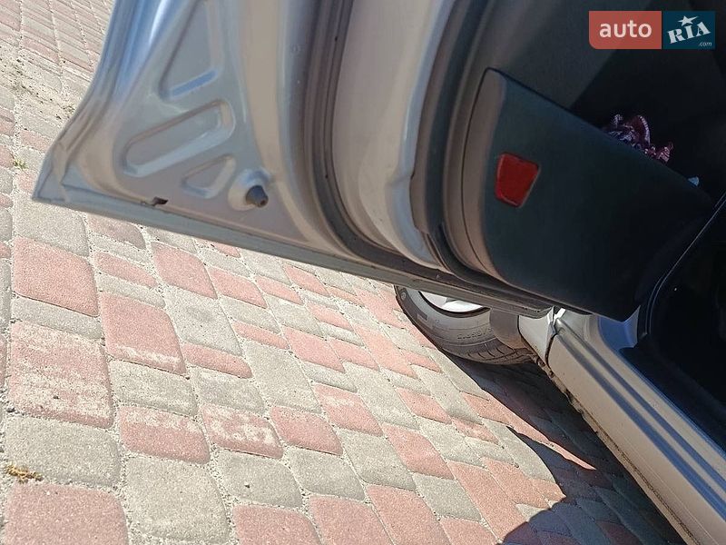Хэтчбек Kia Ceed 2009 в Решетиловке