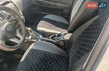 Хэтчбек Kia Ceed 2009 в Решетиловке