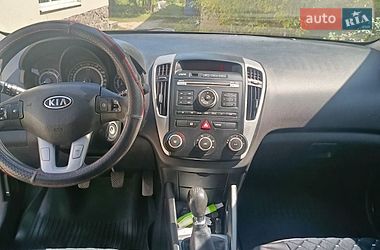 Хэтчбек Kia Ceed 2009 в Решетиловке