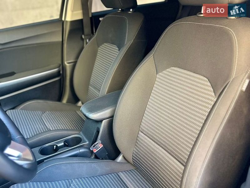 Хетчбек Kia Ceed 2023 в Києві