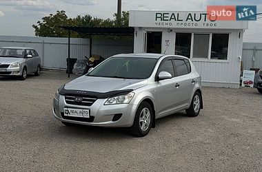 Хэтчбек Kia Ceed 2008 в Кропивницком