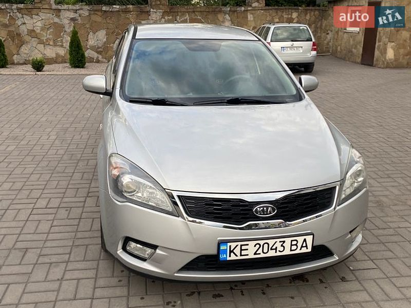 Kia Ceed 2010