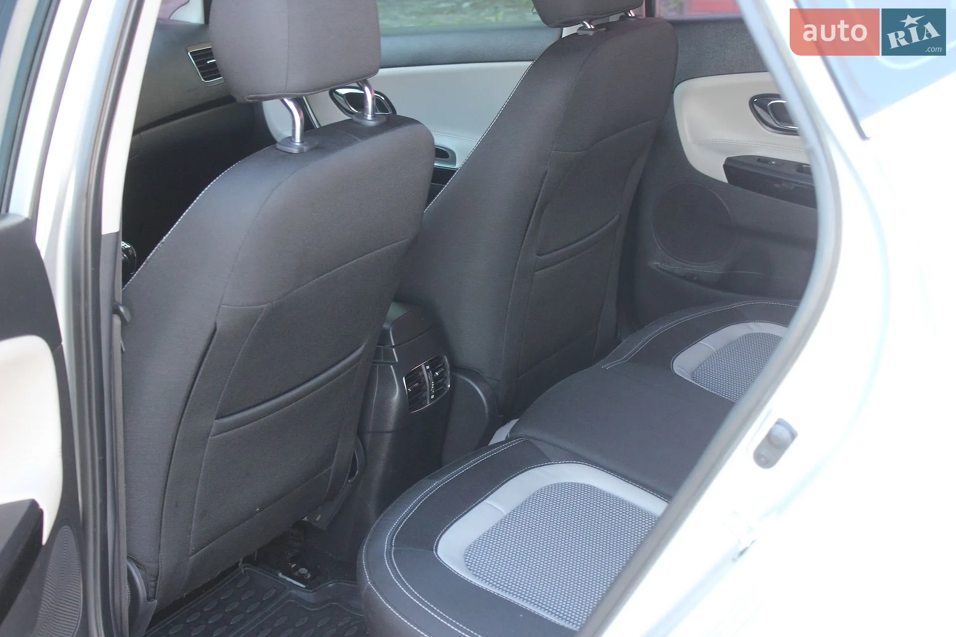 2013 Kia Cee'd - мініатюра 13