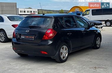 Хэтчбек Kia Ceed 2008 в Ужгороде