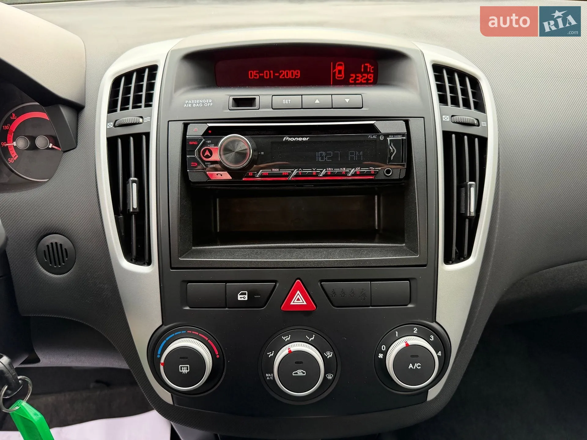 2010 Kia Cee'd - мініатюра 27