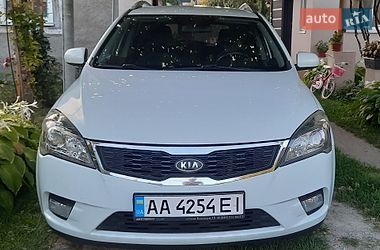 Універсал Kia Ceed 2011 в Києві