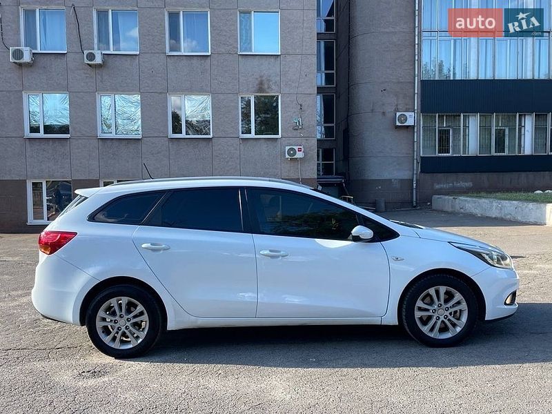 Универсал Kia Ceed 2014 в Кривом Роге