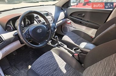 Хетчбек Kia Ceed 2008 в Вишгороді