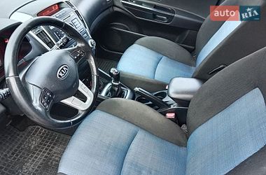 Универсал Kia Ceed 2012 в Нововолынске