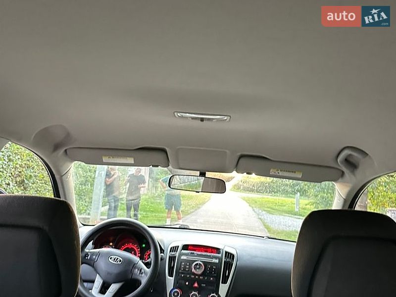 Хетчбек Kia Ceed 2010 в Івано-Франківську фото 32 Хетчбек Kia Ceed 2010 в Івано-Франківську